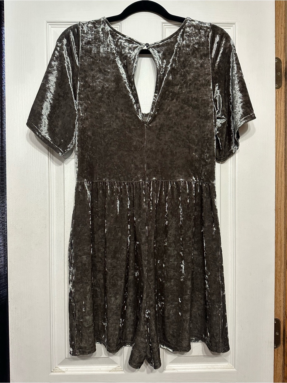 American Eagle Outfitters Olive Velvet Short Sleeve Romper Dress - Picture 5 of 6